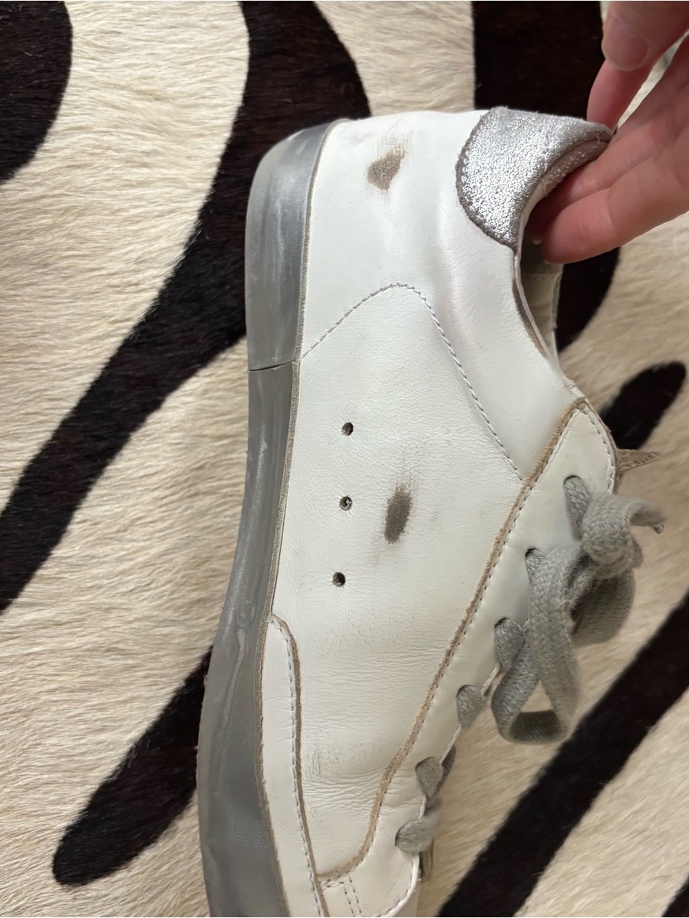 Golden Goose White Sneakers with Silver Star - Picture 7 of 12